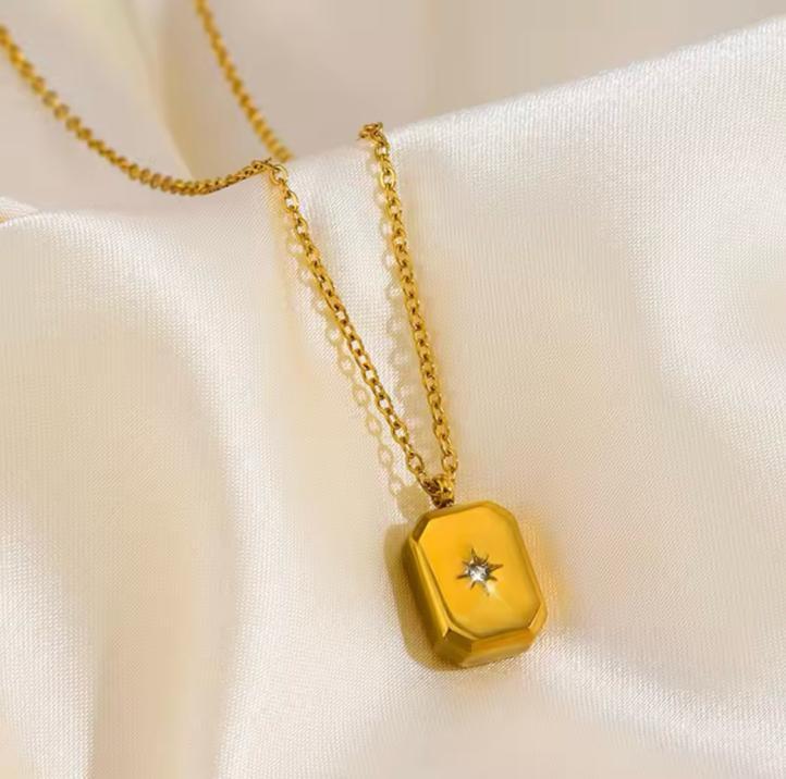 Gold Star Necklace