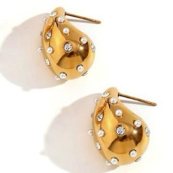 Waterdrop Studs